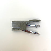 Load image into Gallery viewer, Hightide | Penco Plier Stapler
